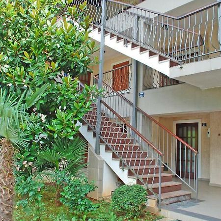 Apartment Branko With Free Parking Ičići Zewnętrze zdjęcie