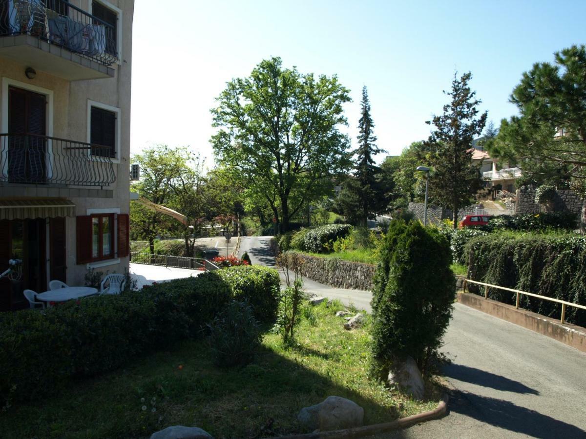 Apartment Branko With Free Parking Ičići Zewnętrze zdjęcie